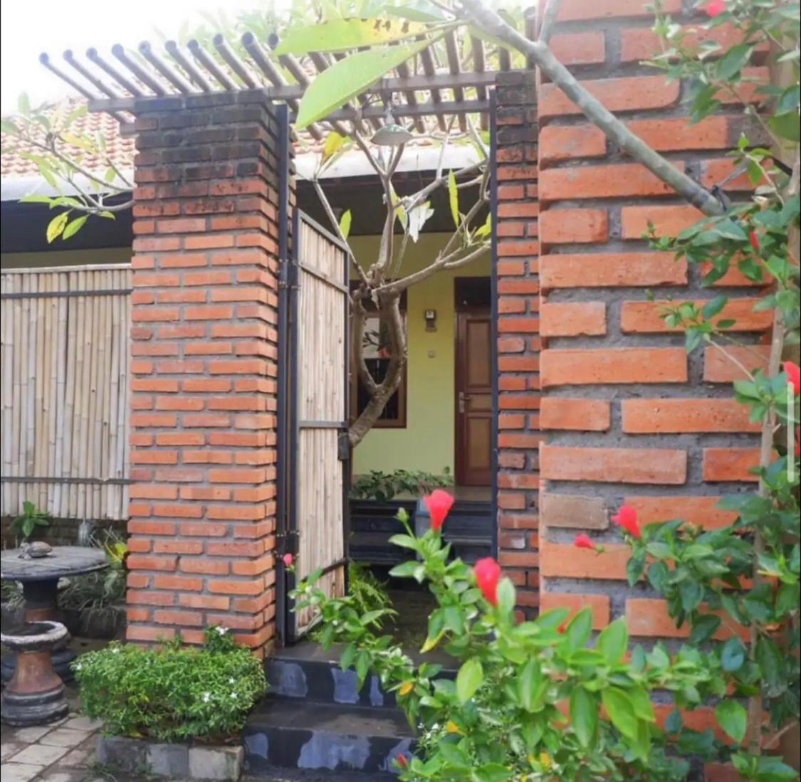 Pili Pili Homestay 6 Legian  Luaran gambar