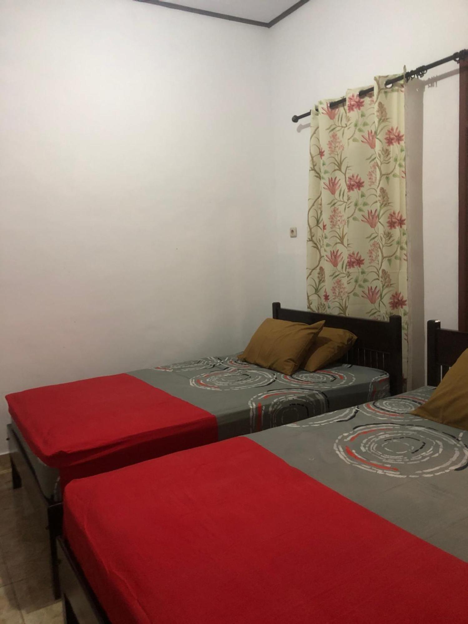 Pili Pili Homestay 6 Legian  Luaran gambar